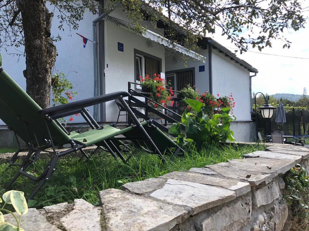Apartment & Room Toma Smoljanac Exterior photo